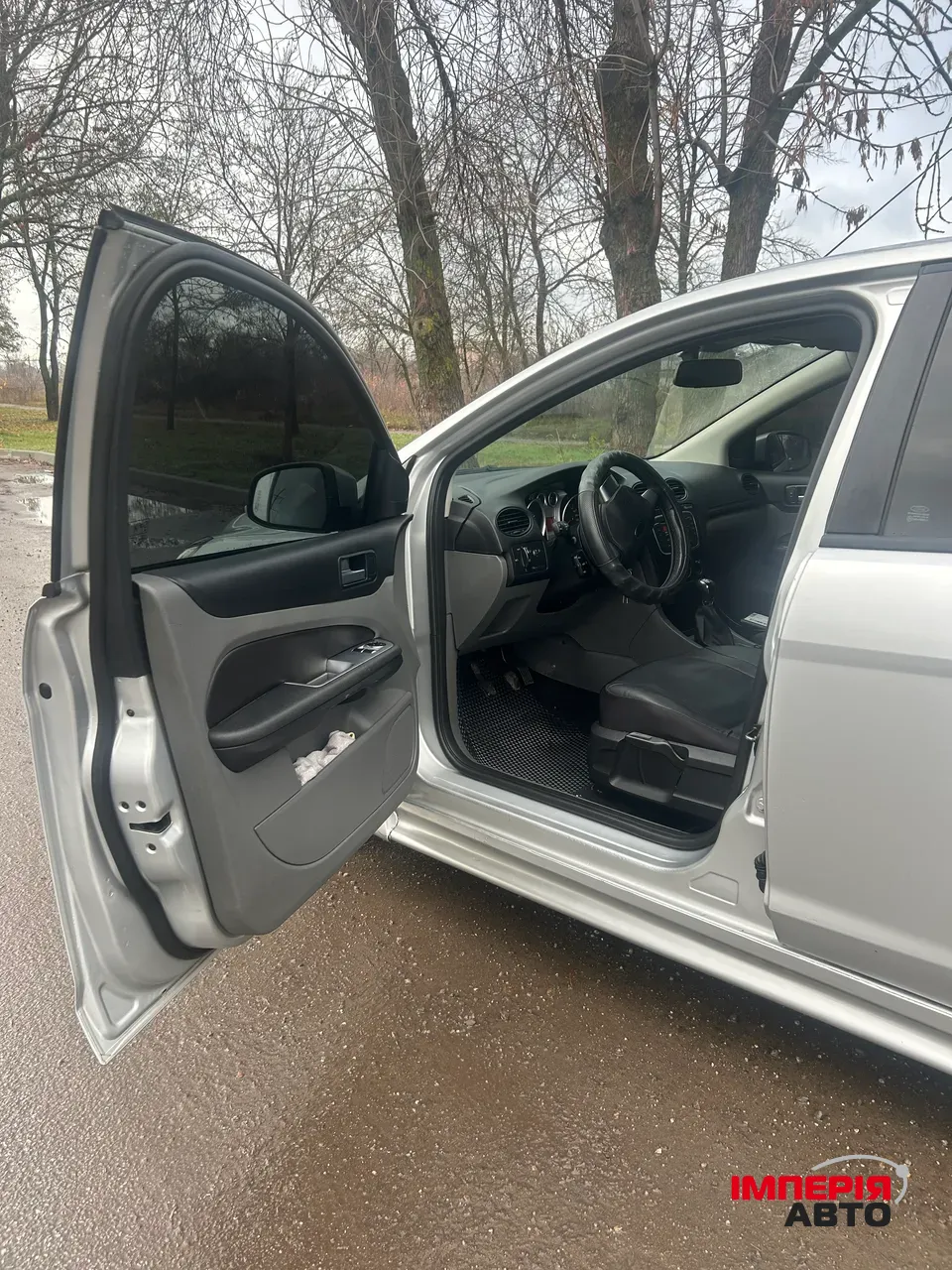 Ford Focus - фото 8