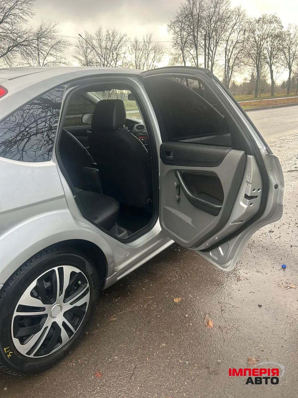 Ford Focus - фото 5