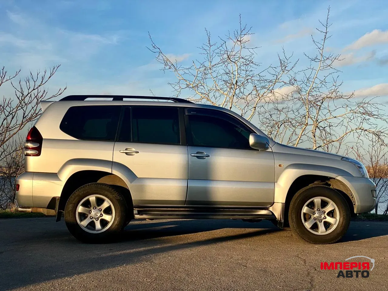 Toyota Land Cruiser Prado - фото 4