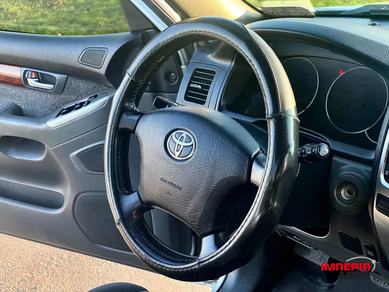 Toyota Land Cruiser Prado - фото 9