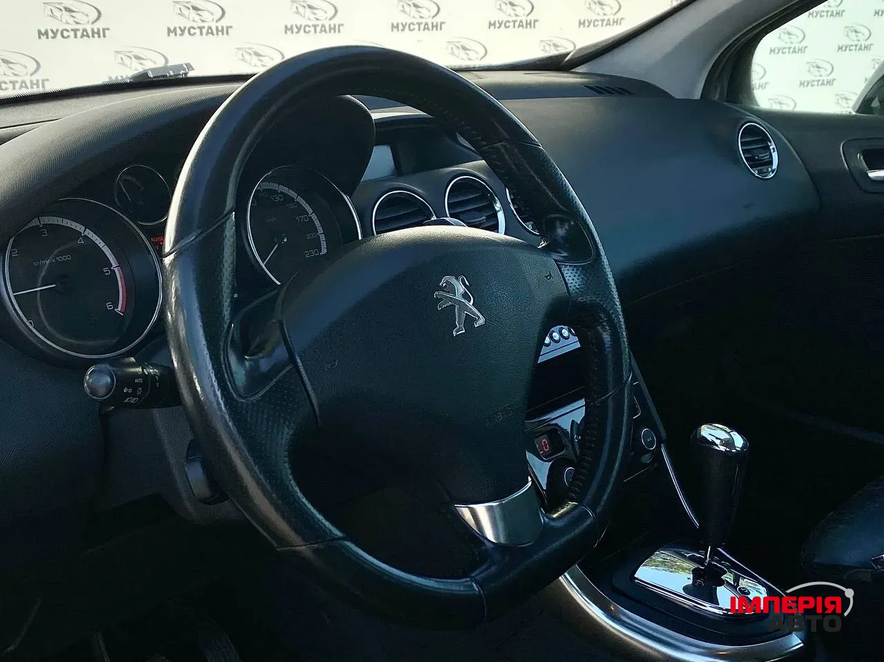 Peugeot 308 - фото 9