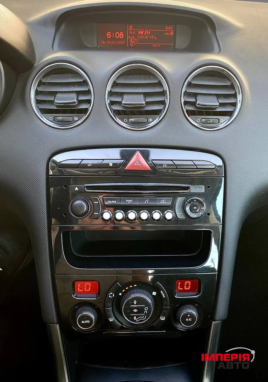 Peugeot 308 - фото 10