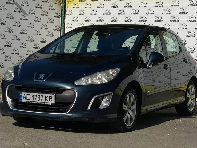 Peugeot 308 - фото 3