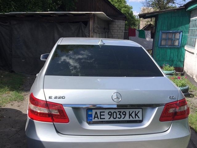 Mercedes-Benz E-Класс 2010, Тернівка, $11 000 - зображення 2