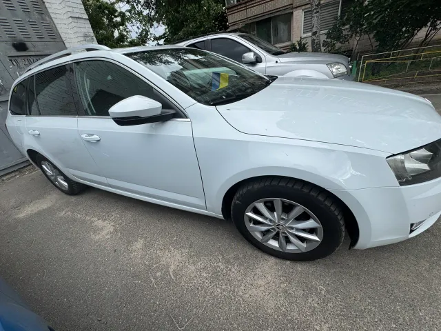 Skoda Octavia - фото 5