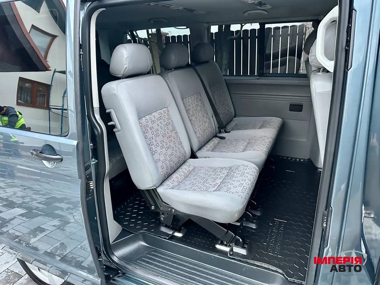 Volkswagen Transporter - фото 16