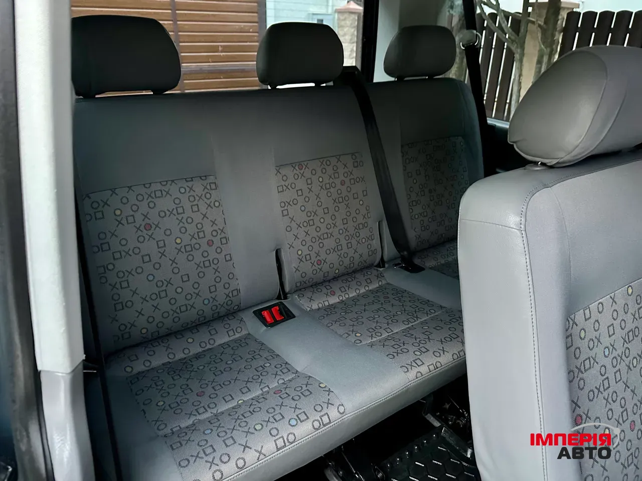 Volkswagen Transporter - фото 13