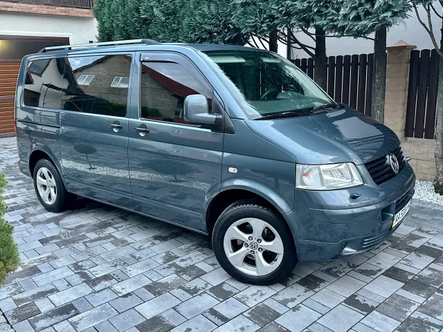 Volkswagen Transporter - фото 1