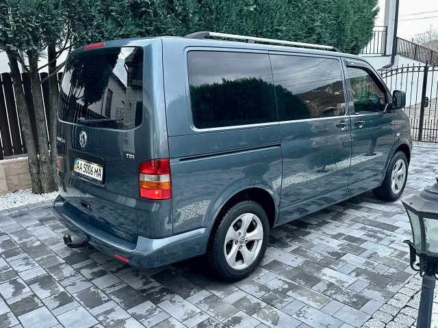 Volkswagen Transporter - фото 3