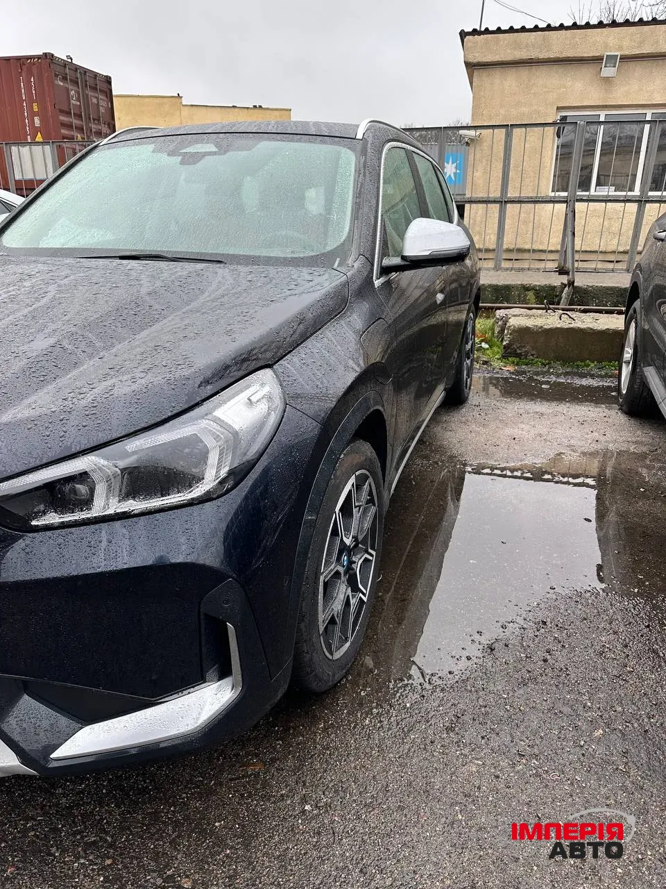 BMW iX1 - фото 11