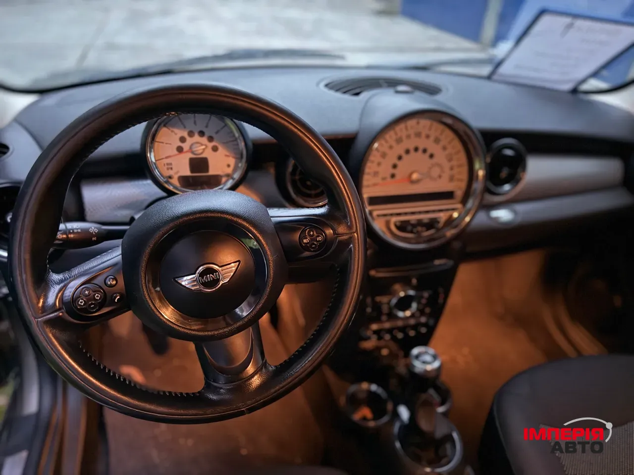 Mini Hatch - фото 6