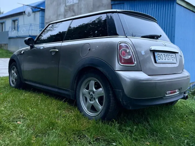 Mini Hatch - фото 5