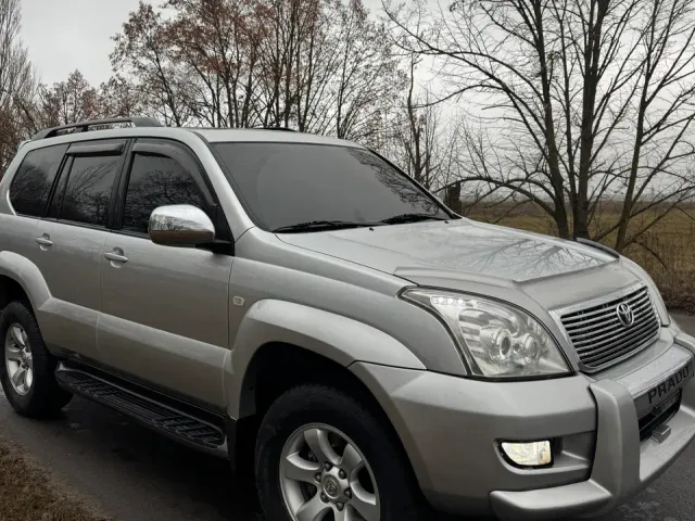 Toyota Land Cruiser Prado - фото 3
