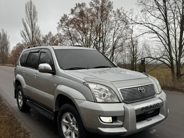 Toyota Land Cruiser Prado - фото 2