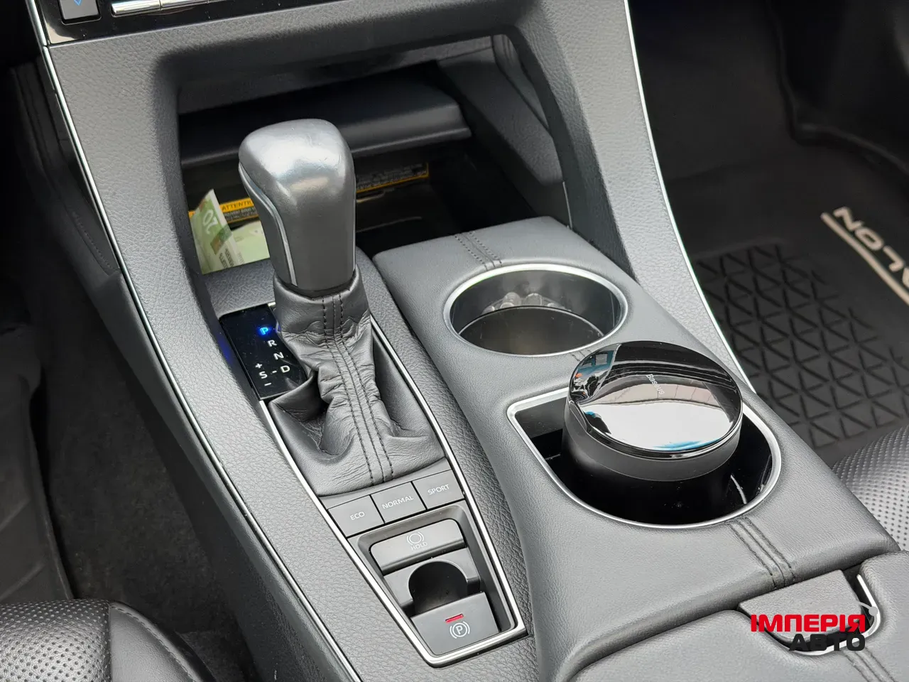 Toyota Avalon - фото 24