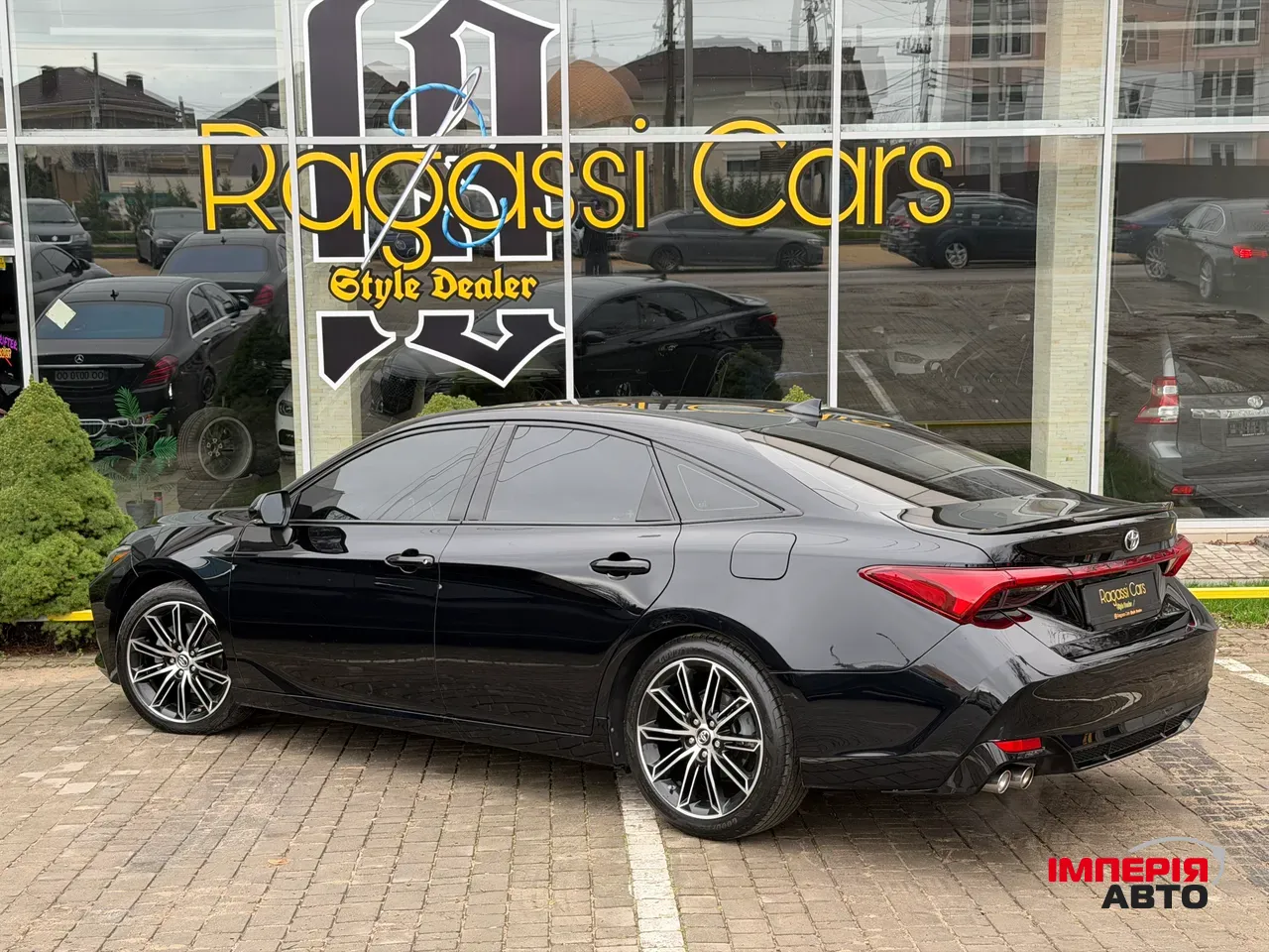 Toyota Avalon - фото 8