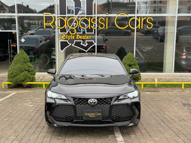 Toyota Avalon - фото 2