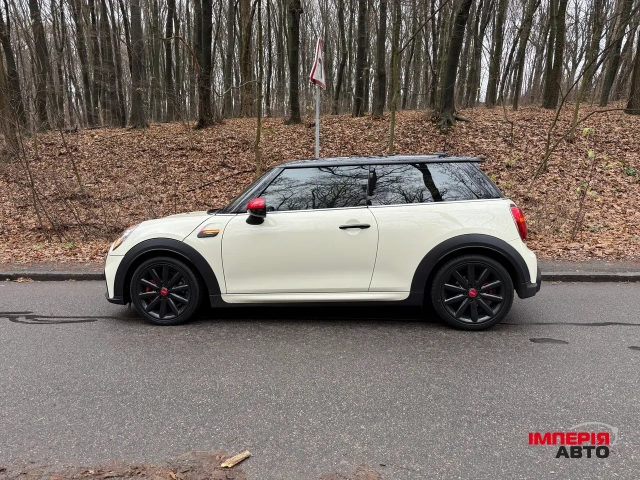 Mini Hatch - фото 19