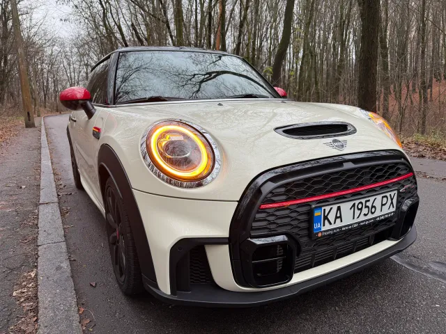 Mini Hatch - фото 1