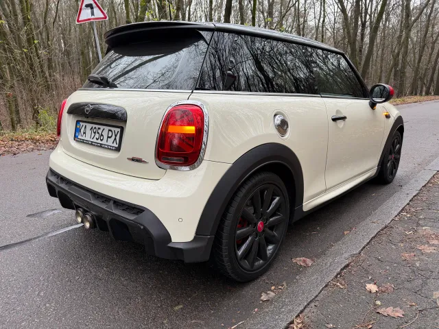 Mini Hatch - фото 2