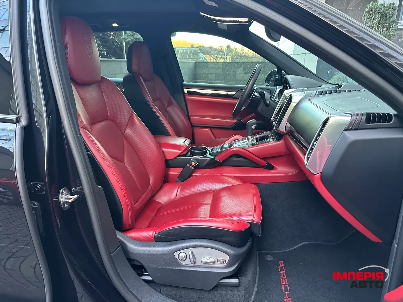 Porsche Cayenne - фото 15