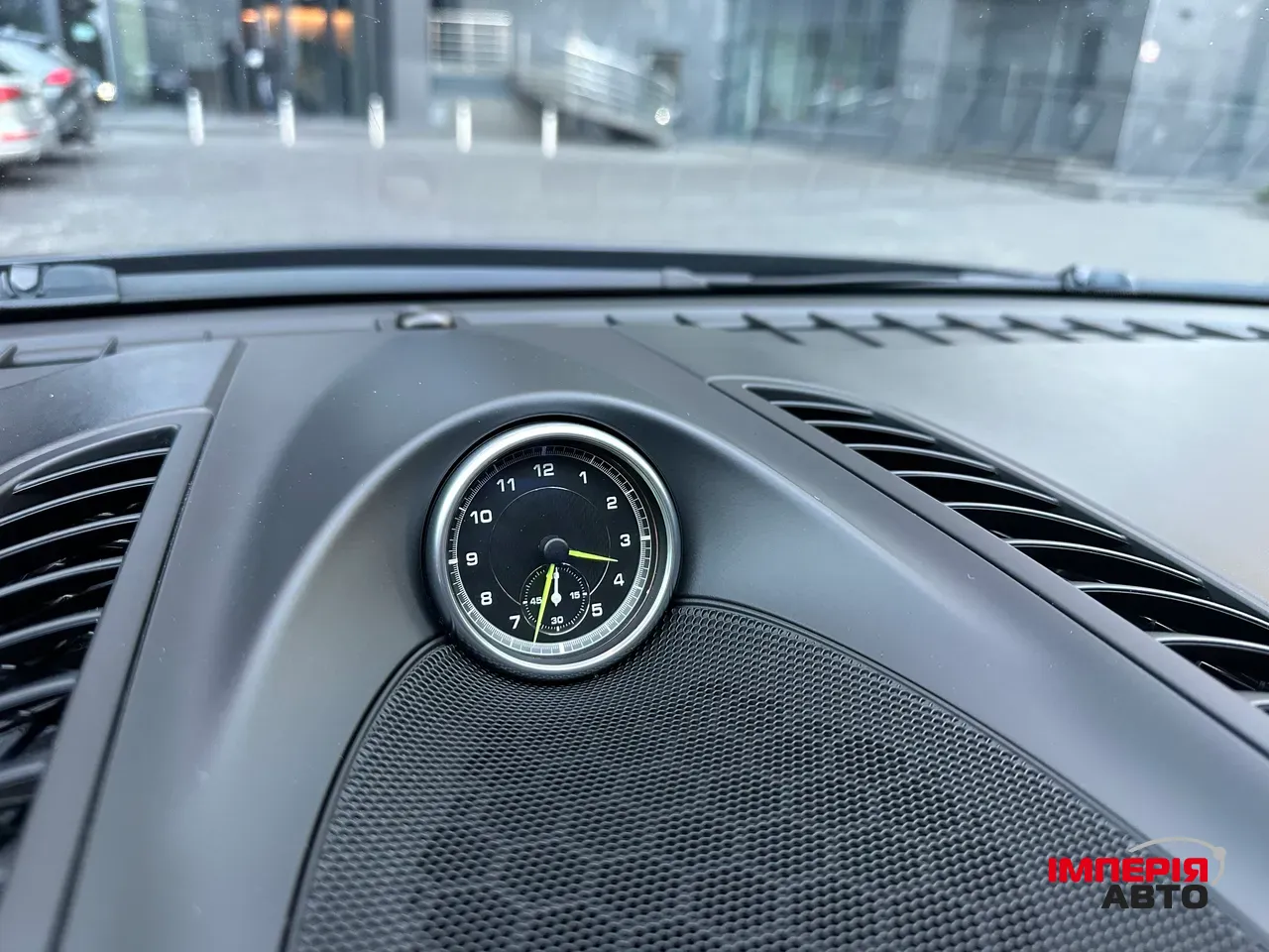 Porsche Cayenne - фото 32