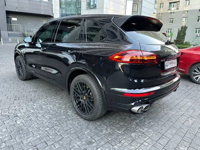 Porsche Cayenne - фото 4