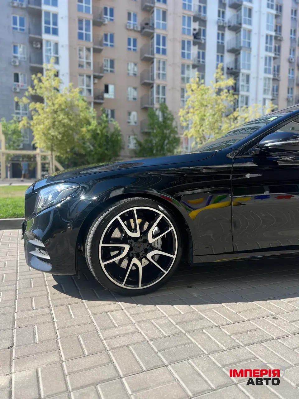 Mercedes-Benz AMG GT - фото 2