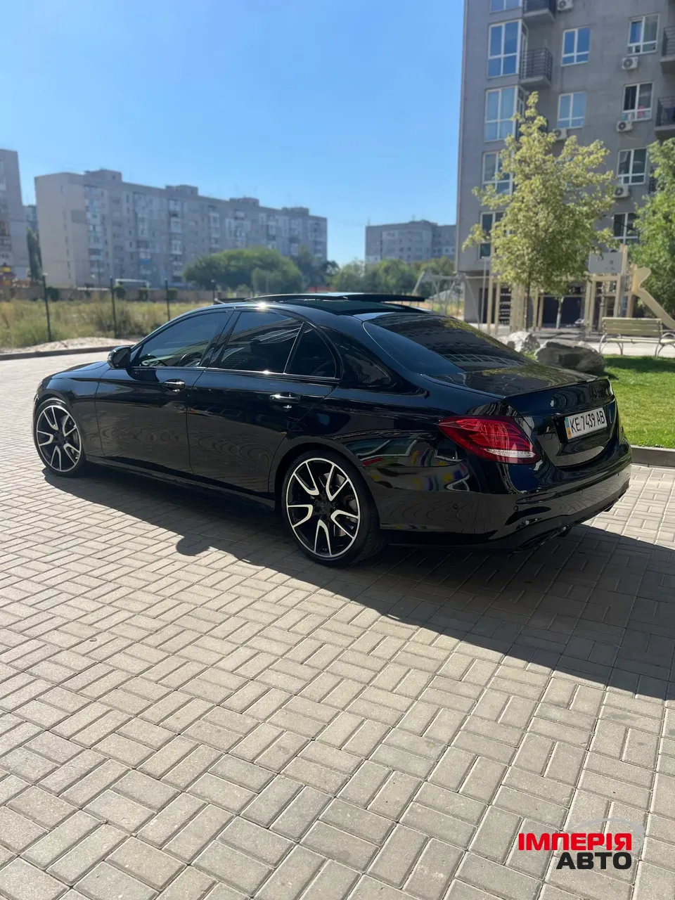 Mercedes-Benz AMG GT - фото 4