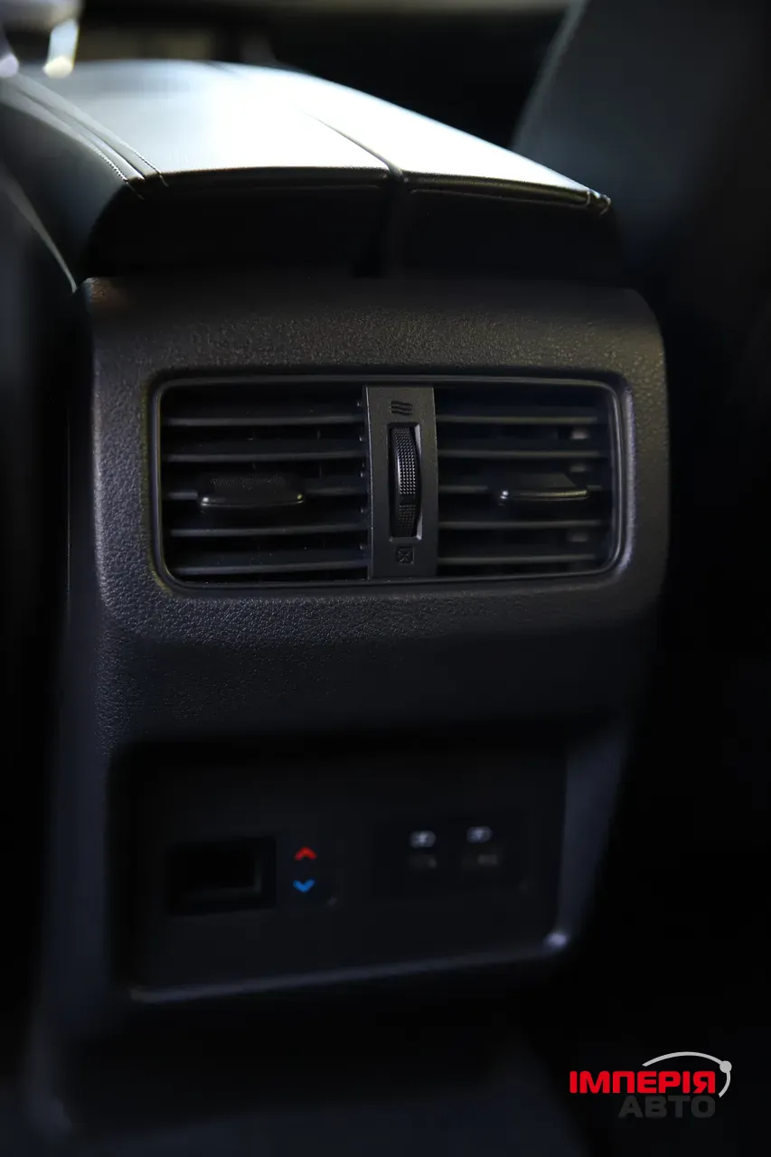 Nissan Rogue - фото 35