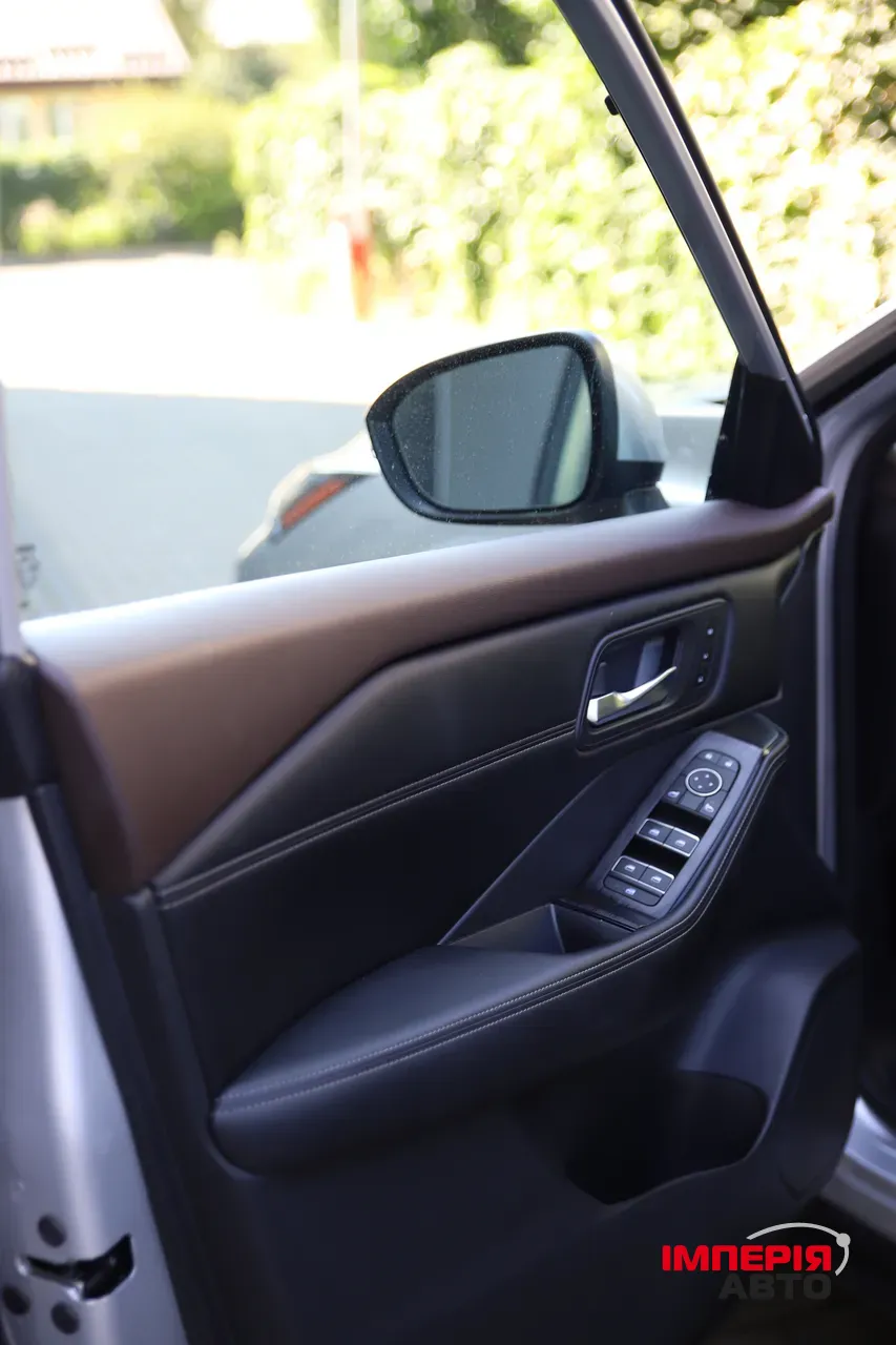 Nissan Rogue - фото 24
