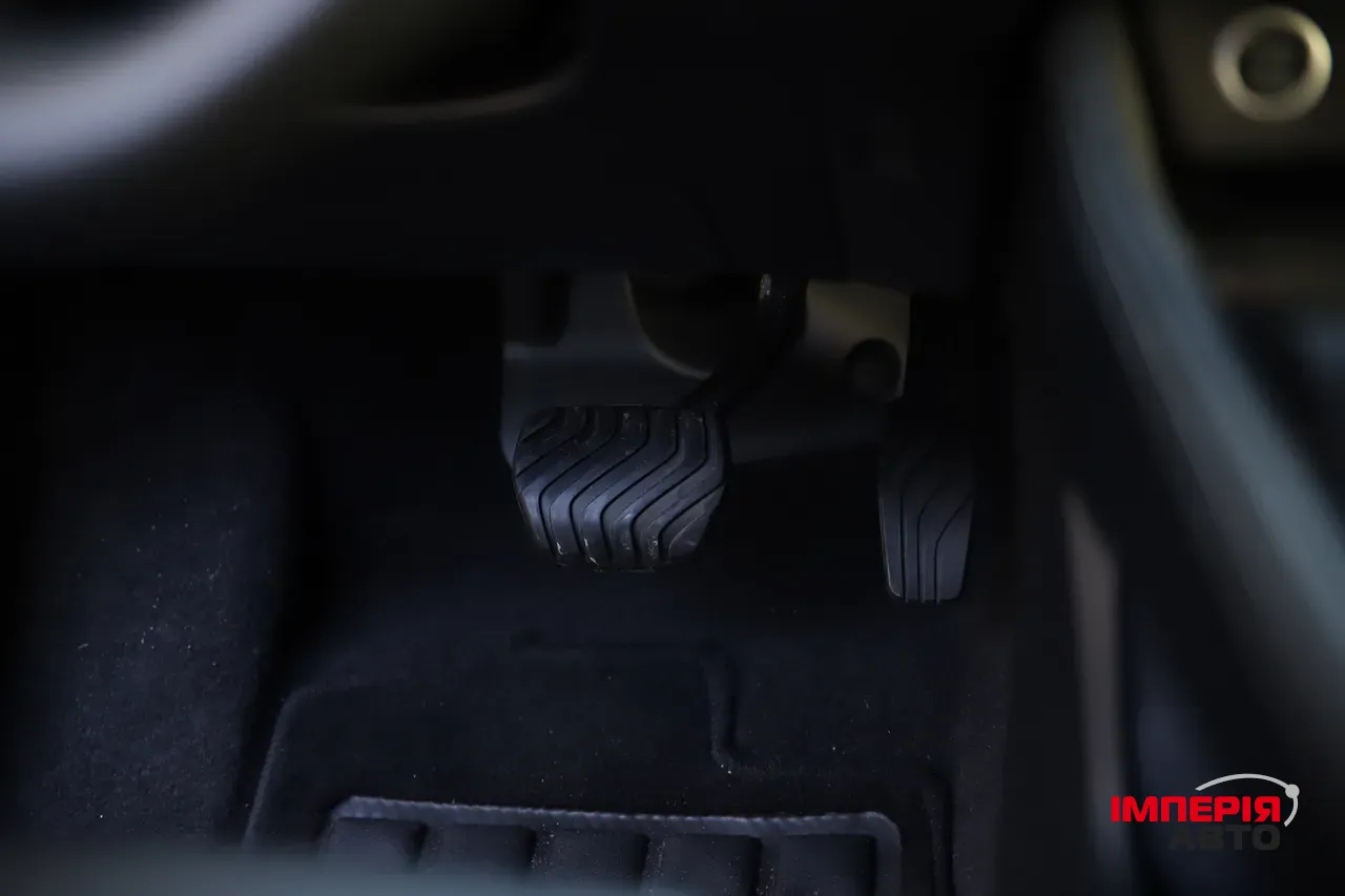 Nissan Rogue - фото 26