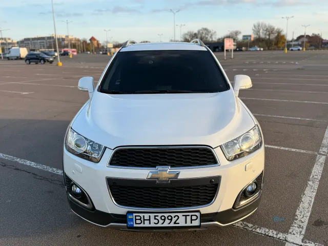 Chevrolet Captiva - фото 1