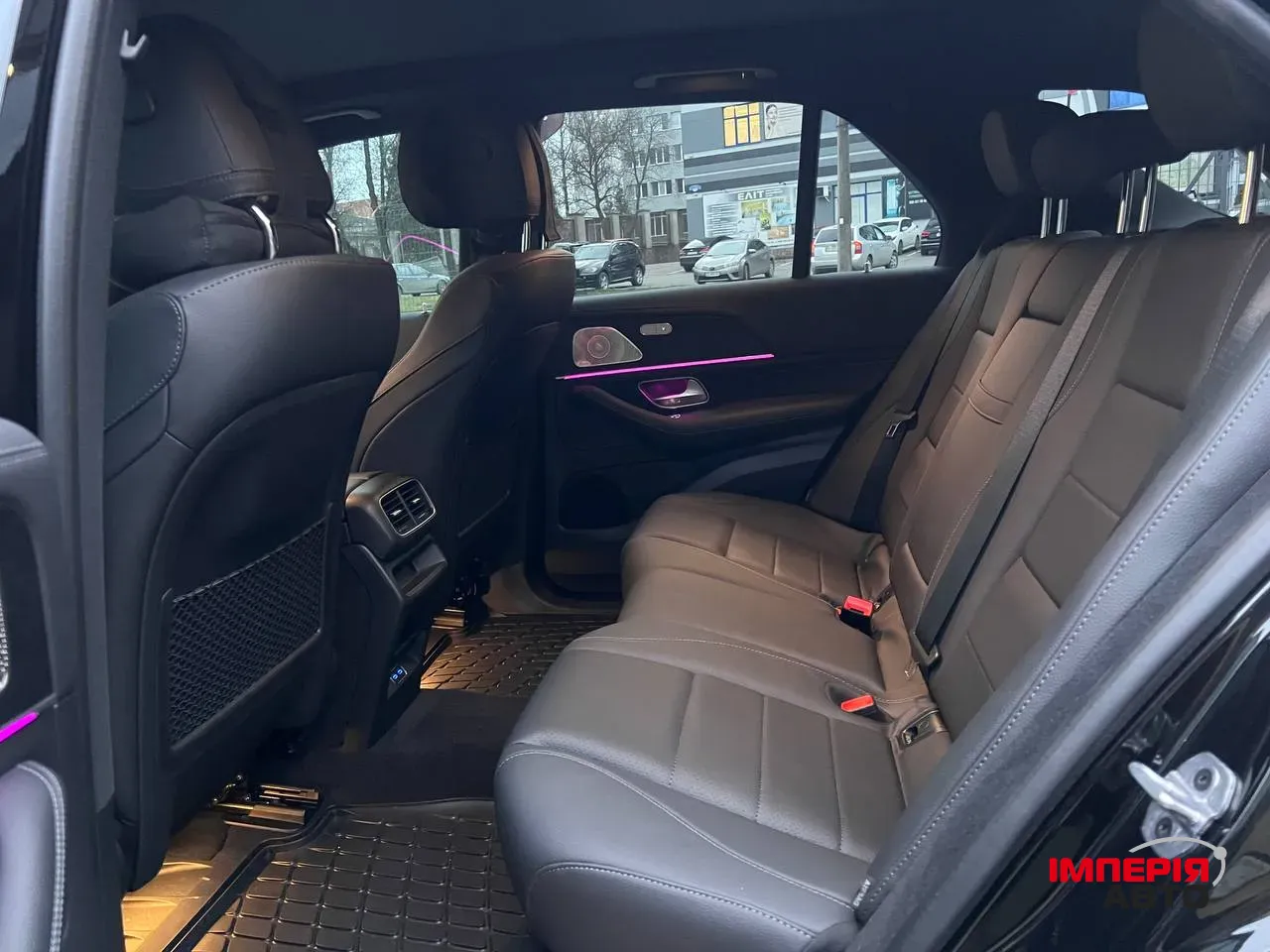 Mercedes-Benz GLE - фото 8