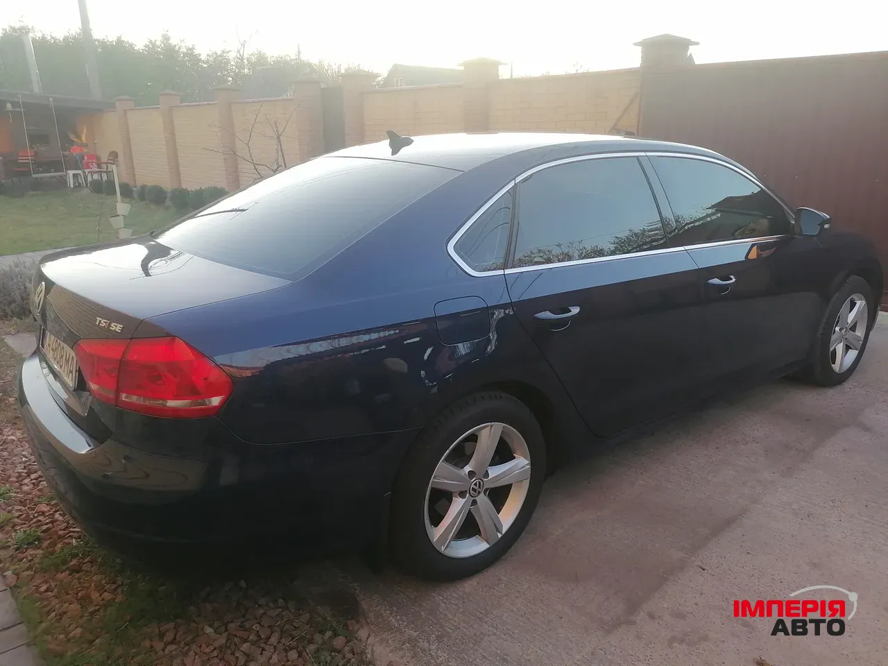 Volkswagen Passat - фото 2