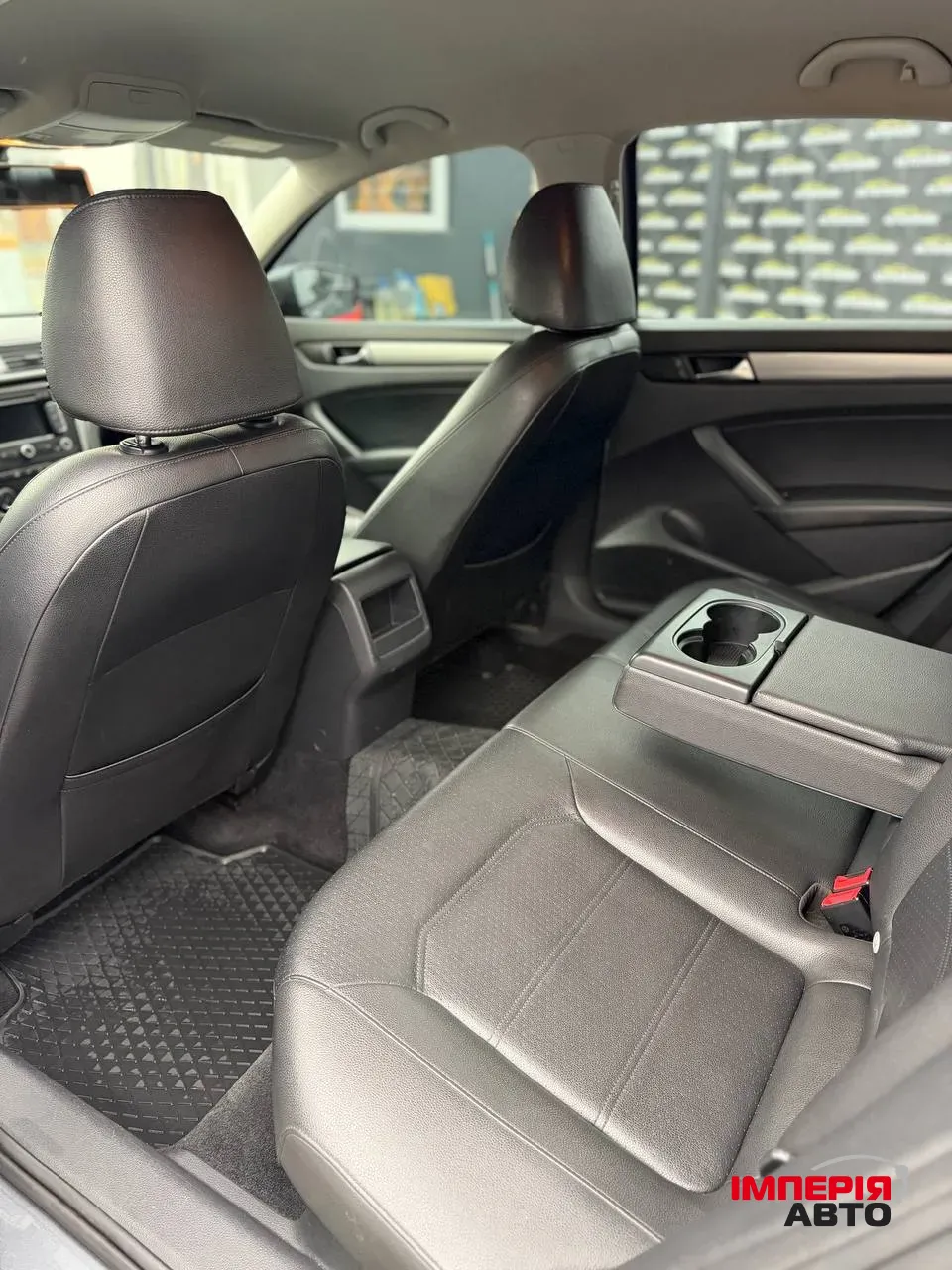 Volkswagen Passat (North America and China) - фото 10