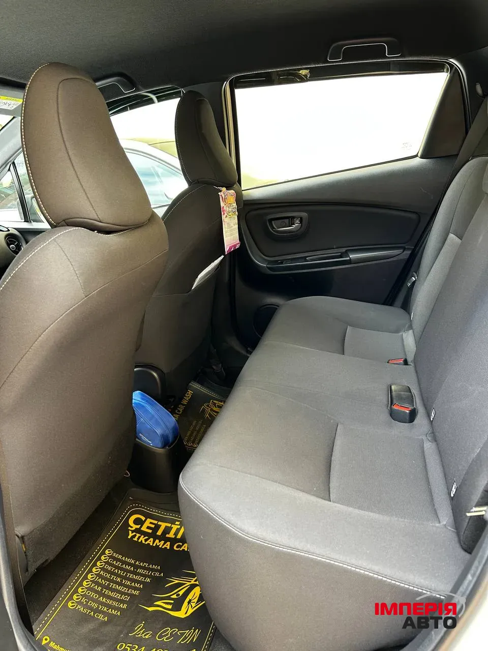 Toyota Yaris - фото 10