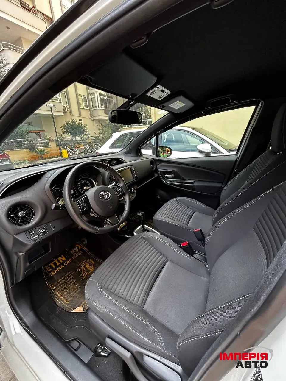 Toyota Yaris - фото 6