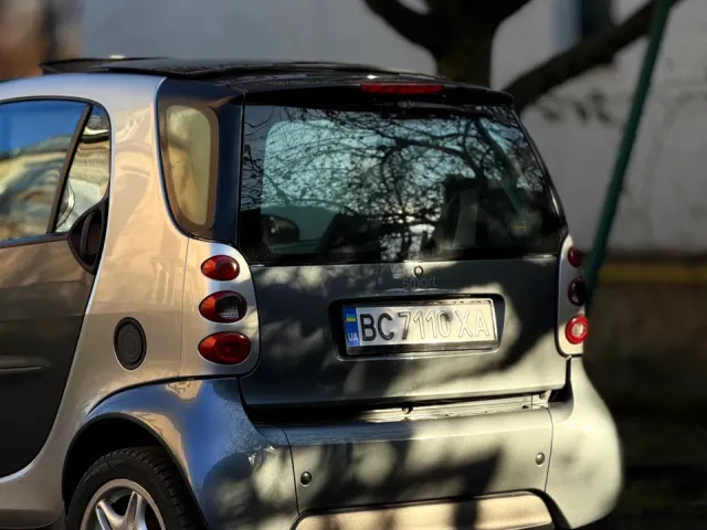 Smart Fortwo - фото 1