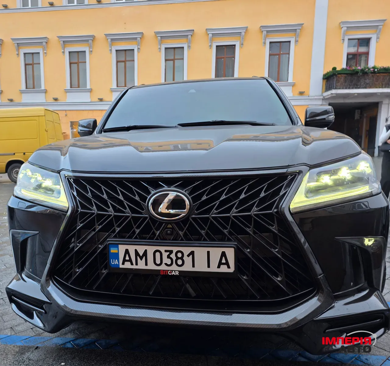 Lexus LX - фото 4