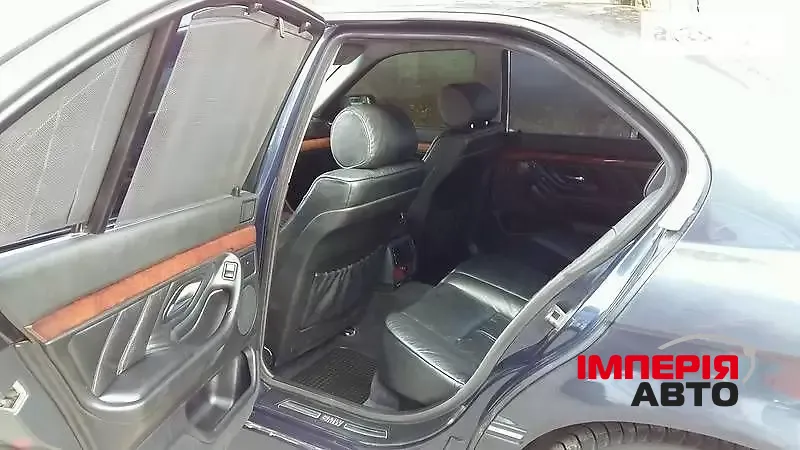 BMW 7 серії - фото 6