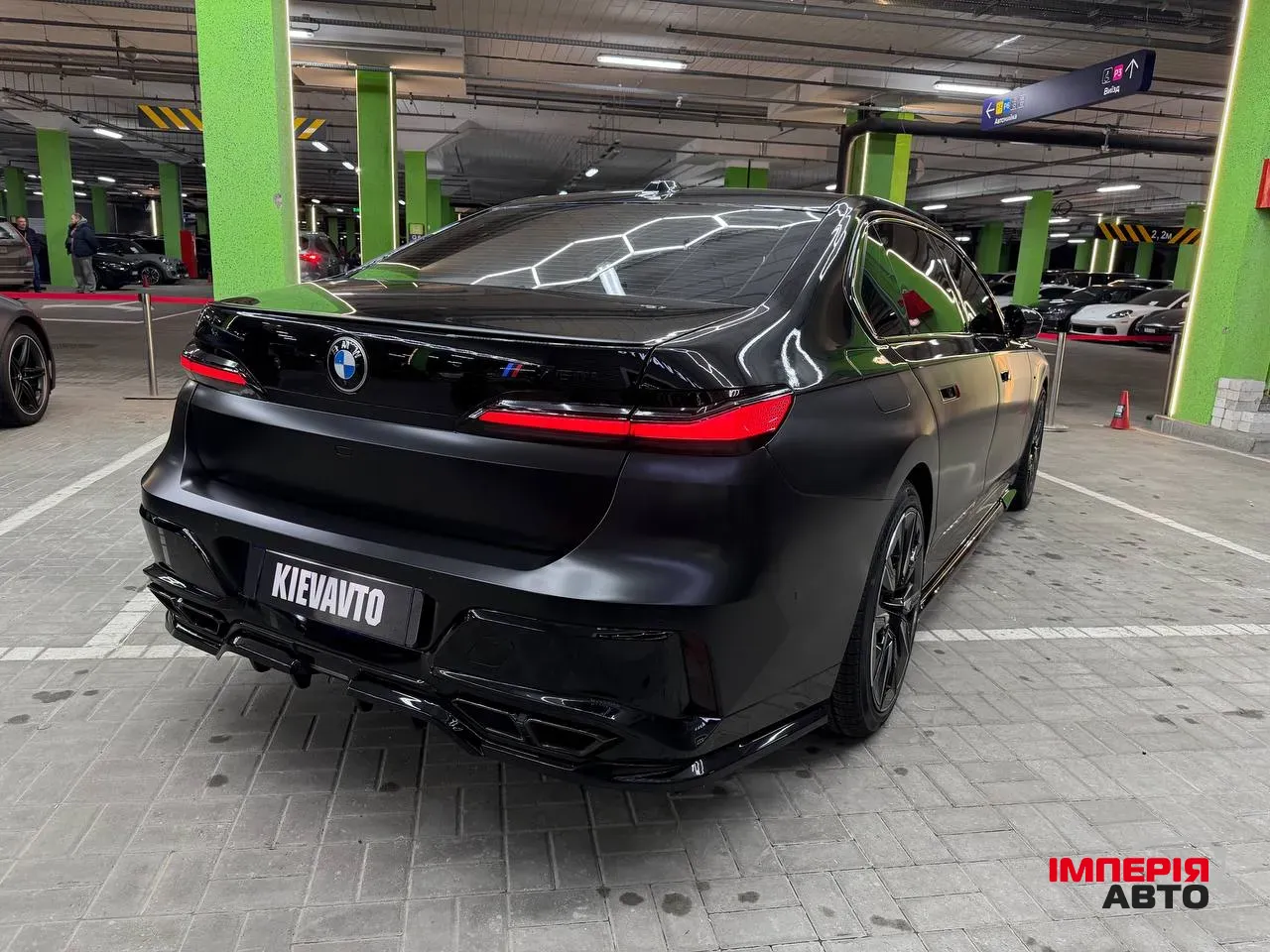 BMW 7 серії - фото 4