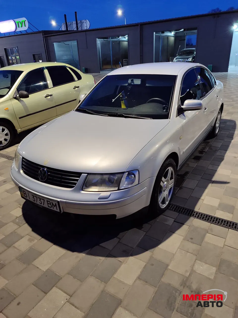 Volkswagen Passat - фото 4