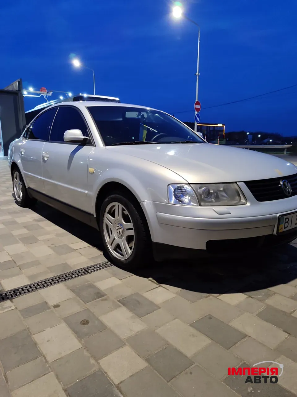 Volkswagen Passat - фото 2