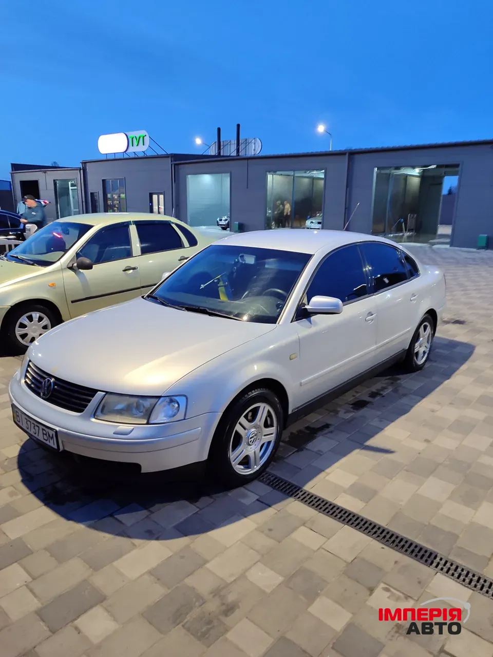 Volkswagen Passat - фото 1