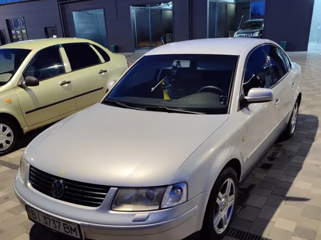 Volkswagen Passat - фото 4