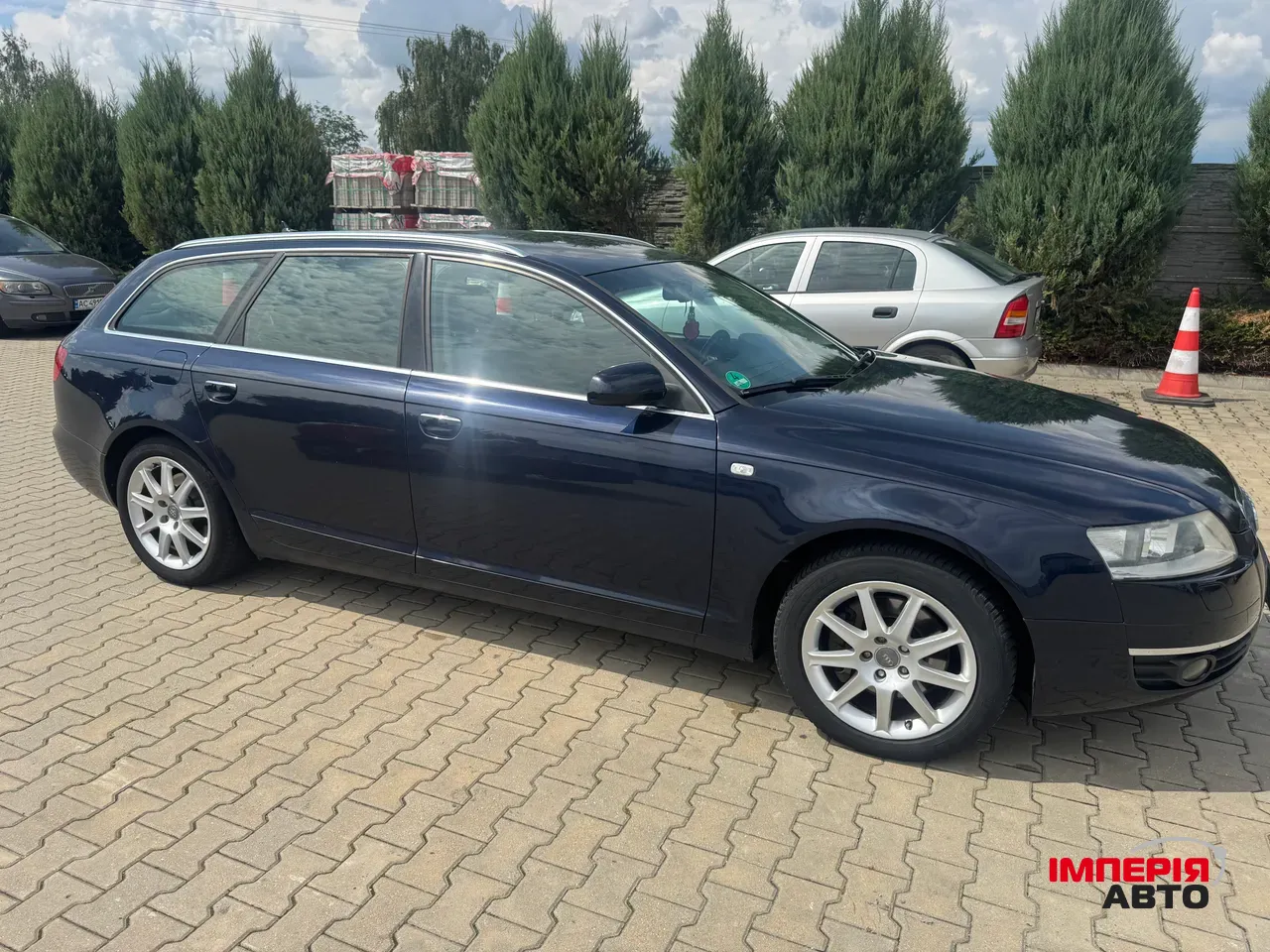 Audi A6 - фото 5