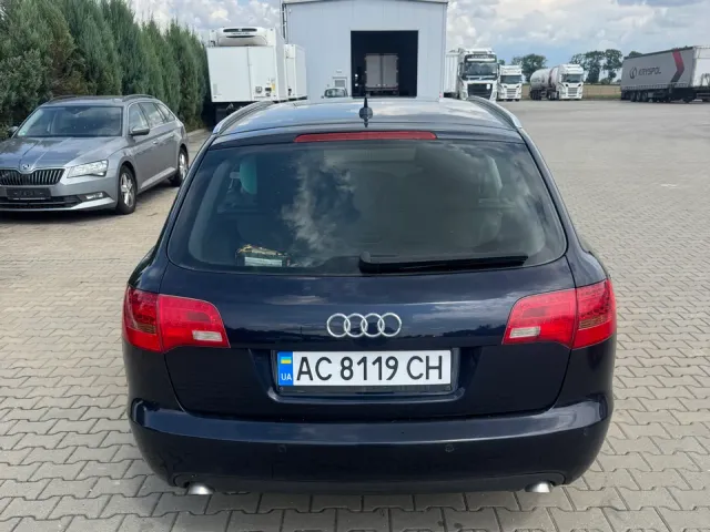 Audi A6 - фото 3