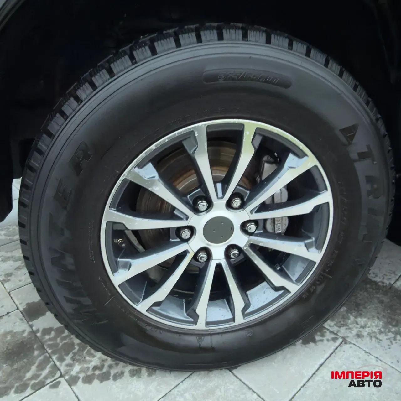 Lexus GX - фото 9