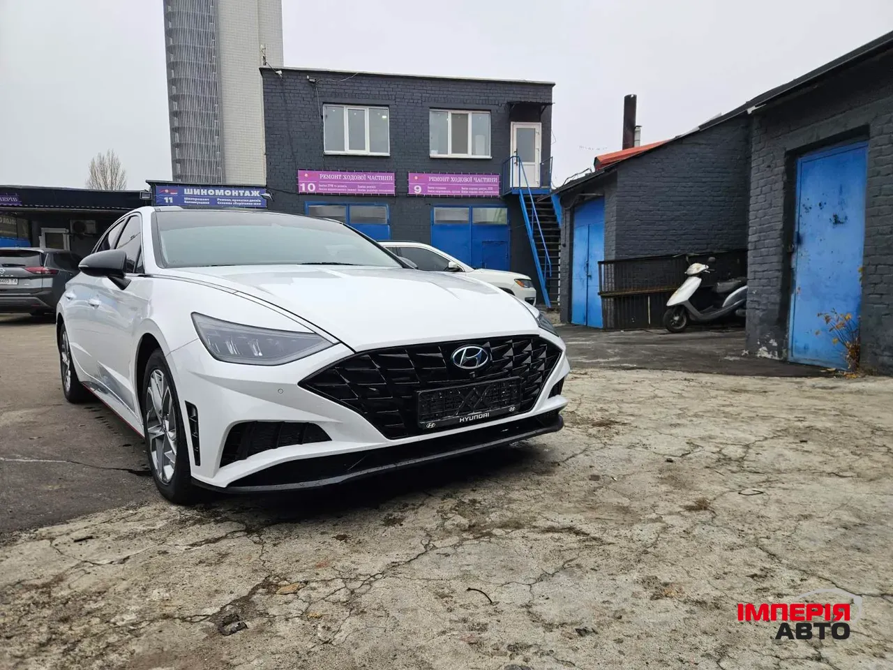 Hyundai Sonata - фото 1